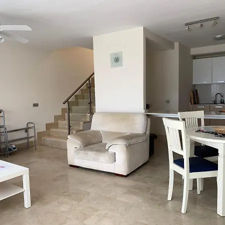 Apartamento Adosado Sunbay
